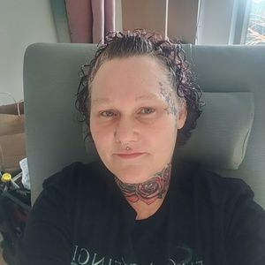 Meet your Posher, Claire